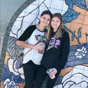 Meet your Posher, Katelyn